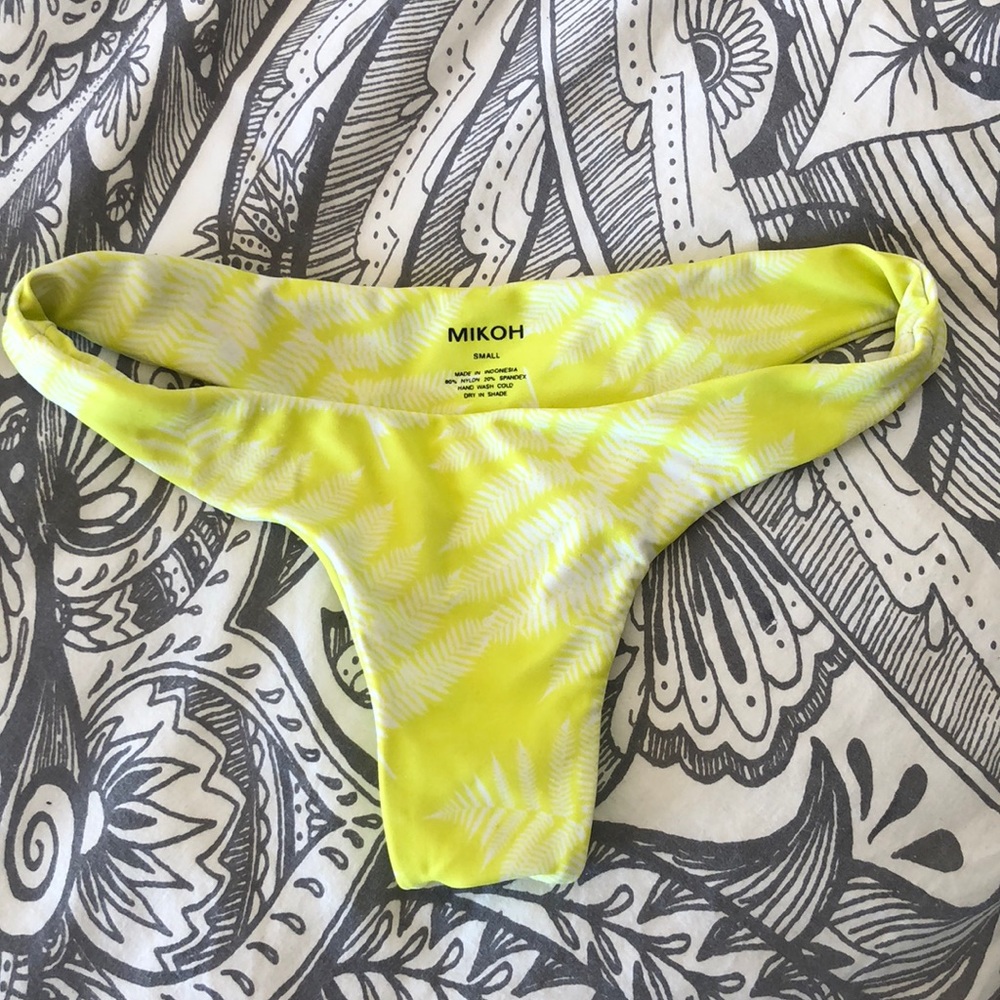 Mikoh cheeky bottoms